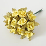 24 Rustic Wedding Paper Roses Flowers Bouquet White Violet Lavender Yellow - le petit pain