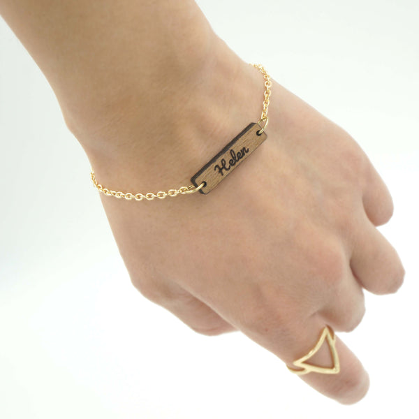 Personalized Custom Dainty Wood Bar Engraved Name Gold Chain Bracelet Unique Gift for Her- Le Petit Pain